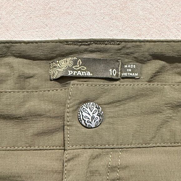 PRANA Olive Green Nylon Quick Dry Activewear Outdoor Performance Shorts - Picture 15 of 16